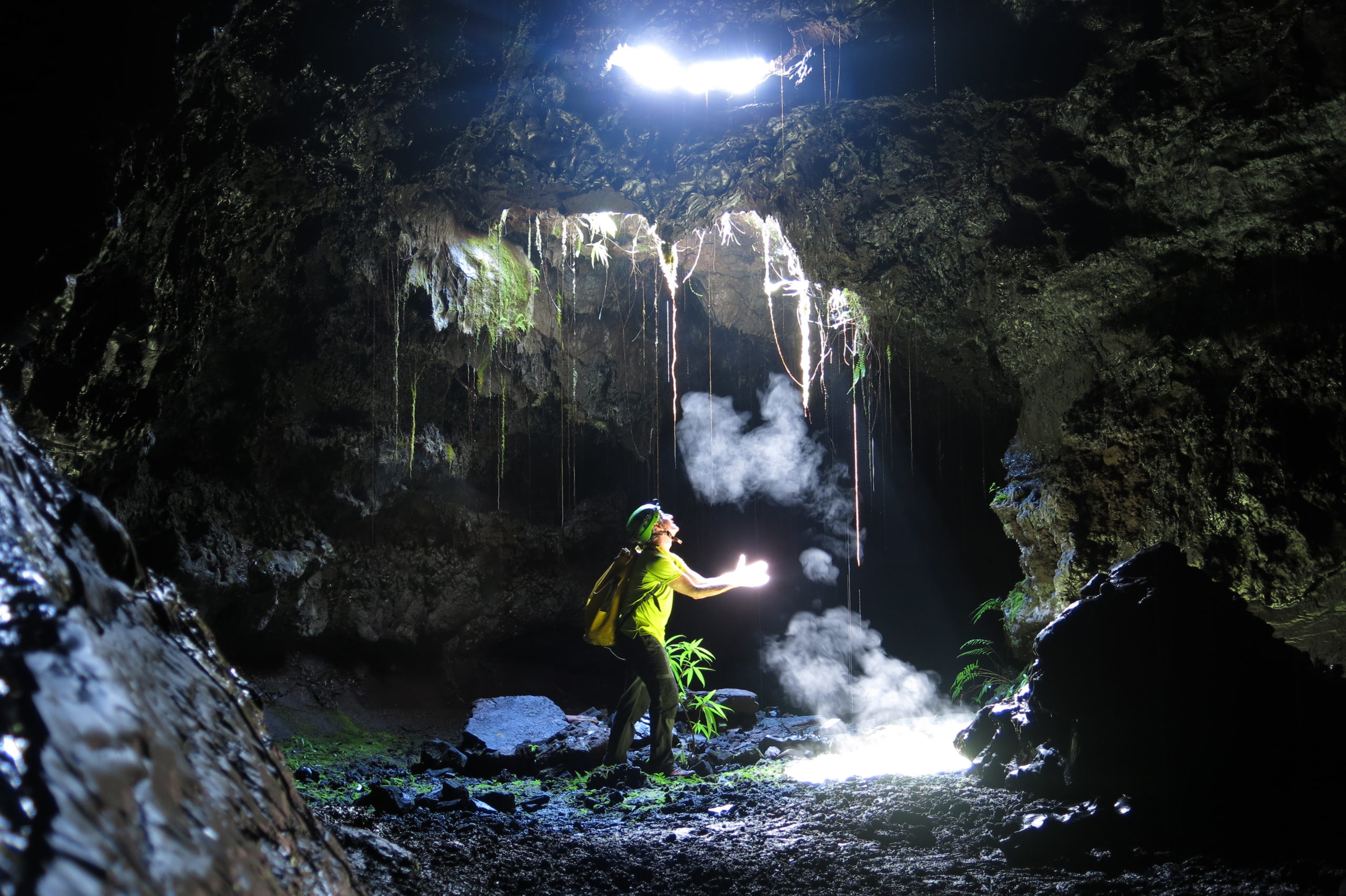 tunnel de lave réunion